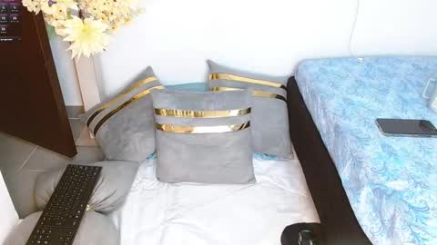 493ashlyfoxx online show from November 2025 03:36:02 PM