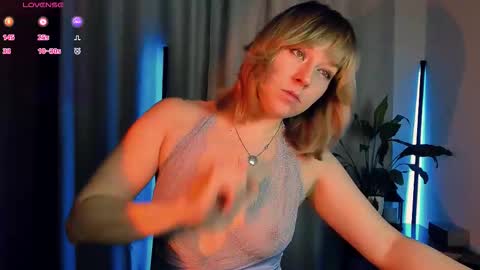 Sunshine online show from December 2025 05:37:01 AM