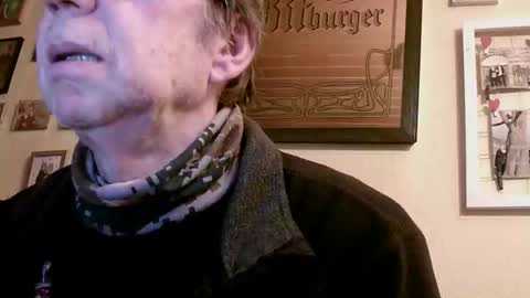 Snapshot of 64shorty chatting on September 2025 09:22:02 AM 64shorty online show from September 2025 09:22:02 AM