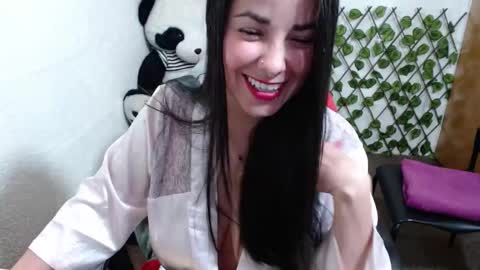 69 tania santos online show from March 2025 05:17:02 PM