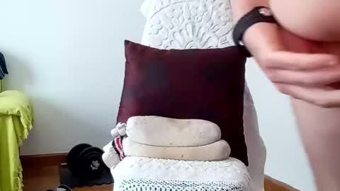 Snapshot of 69angelito69 chatting on October 2025 02:26:02 PM 69angelito69 online show from October 2025 02:26:02 PM