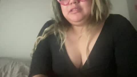 69candyflowers online show from January 2025 02:45:02 AM