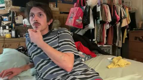 FUCKR online show from October 2025 10:49:02 AM