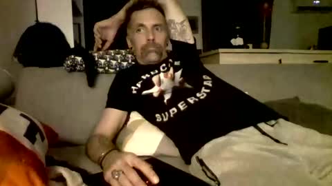 Num online show from December 2024 08:00:02 PM