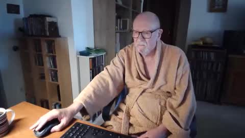  Papi  online show from April 2026 09:18:01 AM