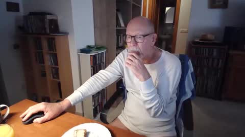  Papi  online show from April 2026 08:09:02 AM