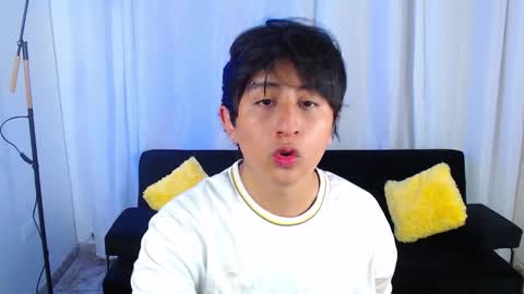 zyan online show from December 2025 08:24:02 PM