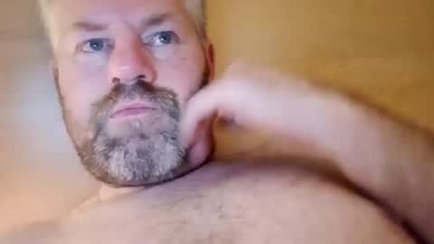 81jonnyx online show from December 2025 09:21:01 PM