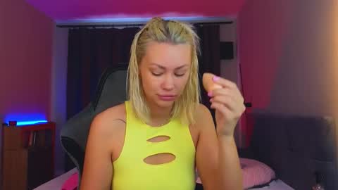 Nura online show from September 2025 02:45:01 AM