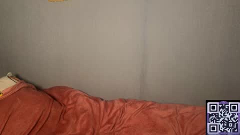 Snapshot of 8_goat chatting on October 2025 11:27:02 PM Phillip online show from October 2025 11:27:02 PM