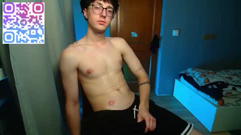 Snapshot of 8_goat chatting on October 2025 01:13:02 AM Phillip online show from October 2025 01:13:02 AM