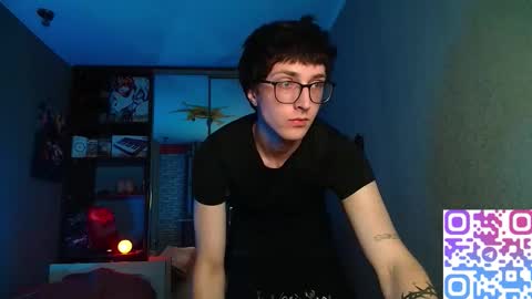 Snapshot of 8_goat chatting on December 2025 07:10:01 PM Phillip online show from December 2025 07:10:01 PM