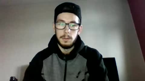 Snapshot of 8inchbeam chatting on November 2025 03:45:02 PM 8inchbeam online show from November 2025 03:45:02 PM