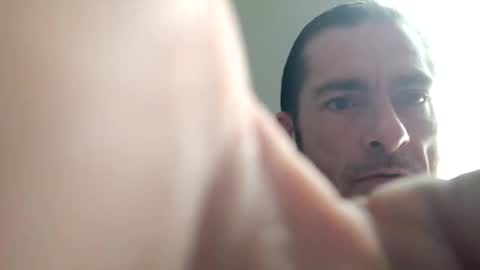 Snapshot of 8intenn chatting on December 2025 09:00:02 PM 8intenn online show from December 2025 09:00:02 PM