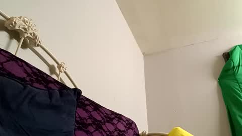 Snapshot of 8intenn chatting on February 2026 12:59:02 PM 8intenn online show from February 2026 12:59:02 PM