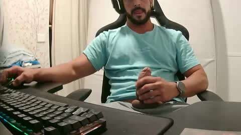 Arturo online show from April 2026 10:04:01 PM