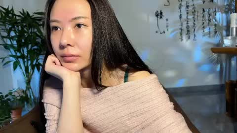 lily online show from April 2026 06:02:02 AM