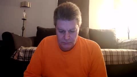 Snapshot of 989guy chatting on May 2026 11:24:02 PM 989guy online show from May 2026 11:24:02 PM