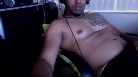 Snapshot of 9inchhammer chatting on January 2025 08:15:01 PM 9inchhammer online show from January 2025 08:15:01 PM