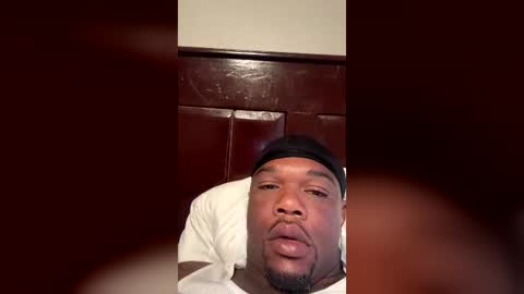 9nuklove online show from August 2026 02:59:01 PM