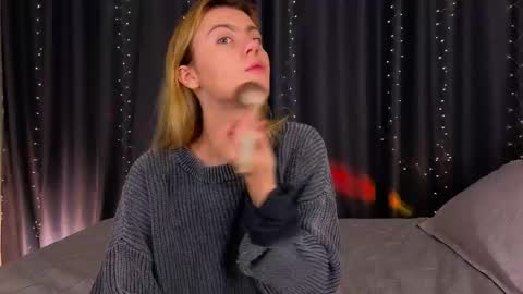 Willow online show from April 2026 09:19:01 PM