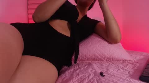  abby rouss online show from November 2025 03:06:01 AM