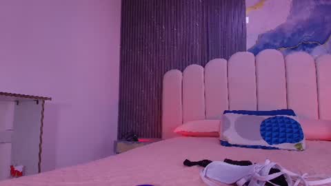  abby rouss online show from July 2026 03:09:01 AM
