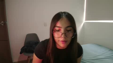 Snapshot of _abbyyyy_ chatting on April 2026 03:54:02 PM abby 3 online show from April 2026 03:54:02 PM