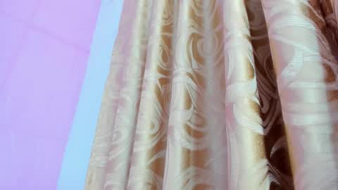 Abril  online show from February 2026 03:11:01 AM