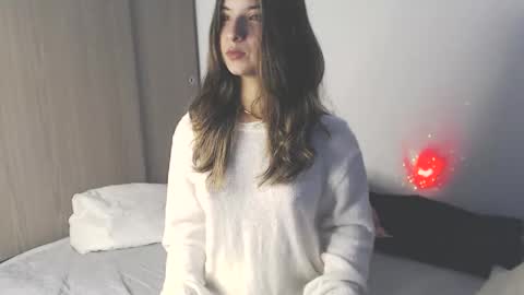 _abrill_20 online show from March 2026 06:58:01 PM