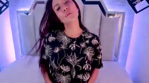  Alaia online show from February 2025 11:41:02 AM