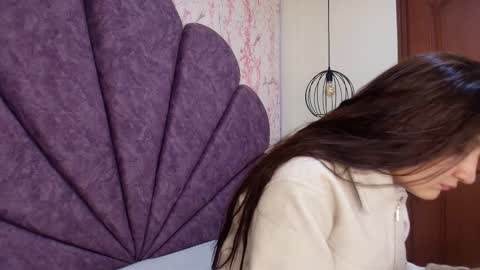  Alaia online show from October 2025 11:55:02 AM