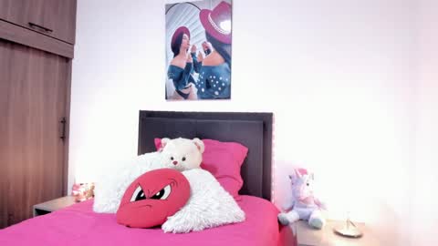 _alana_grey_ online show from May 2026 12:43:01 PM