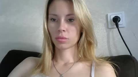 Snapshot of _alex1819 chatting on October 2025 07:17:02 AM _alex1819 online show from October 2025 07:17:02 AM