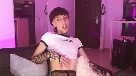 _alexblunt_ online show from December 2024 06:14:01 AM