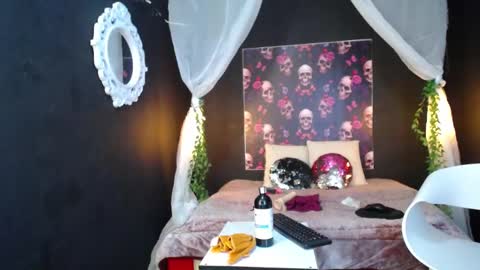 Alhanna online show from December 2024 12:09:02 AM