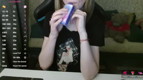  AliceCullen  online show from November 2025 03:34:01 PM