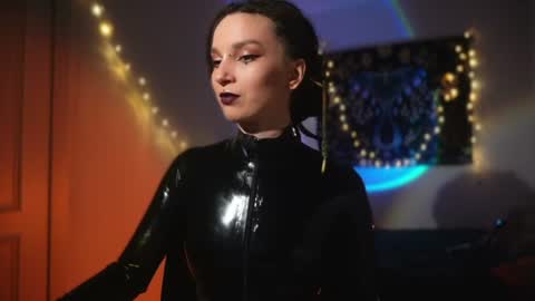 Snapshot of _alicemorrison_ chatting on June 2026 05:45:01 PM Alice Morrison Mistress Datura online show from June 2026 05:45:01 PM