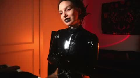 Snapshot of _alicemorrison_ chatting on June 2026 05:36:02 PM Alice Morrison Mistress Datura online show from June 2026 05:36:02 PM
