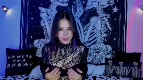 _alicesasha_ online show from February 2026 07:23:02 AM