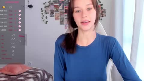 Snapshot of _alissaa_ chatting on October 2025 02:12:02 PM Alice online show from October 2025 02:12:02 PM