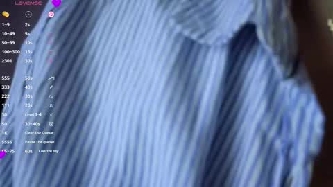 Mia online show from November 2025 05:09:01 PM