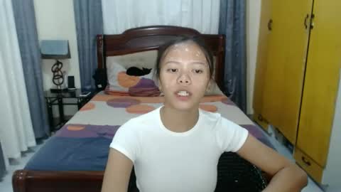 Amber online show from February 2025 09:11:02 PM