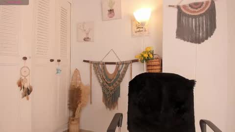 Ana Ruiz online show from March 2026 09:20:01 PM