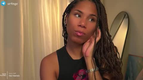 Angie -  online show from December 2025 01:33:02 AM