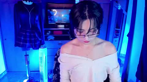 Angell Dustt  online show from March 2026 02:03:01 AM