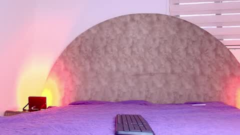 Any online show from February 2026 07:43:01 PM