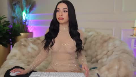 Snapshot of _anna_bloom chatting on April 2026 07:26:01 PM Anna online show from April 2026 07:26:01 PM