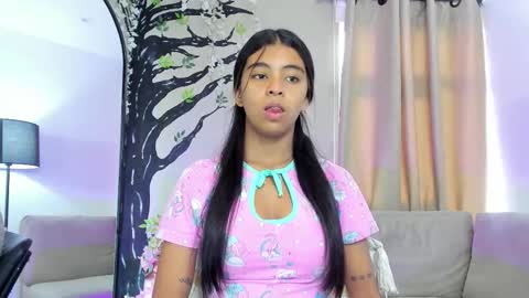 Snapshot of _anna_maria chatting on December 2025 07:23:02 PM online show from December 2025 07:23:02 PM