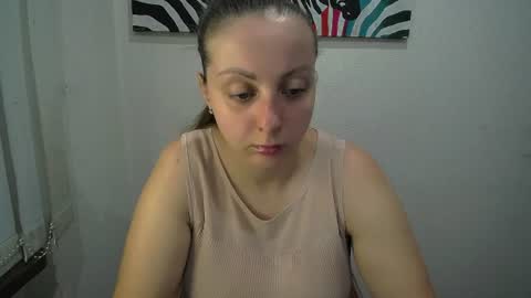 Snapshot of _annabelle_lee chatting on August 2026 06:27:02 AM Anna online show from August 2026 06:27:02 AM